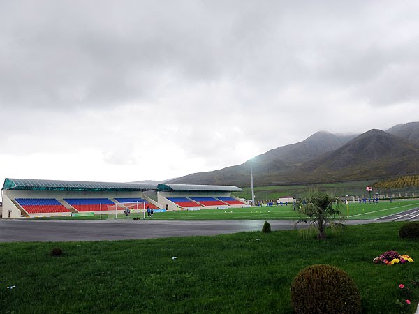 Ağsu şəhər stadionu